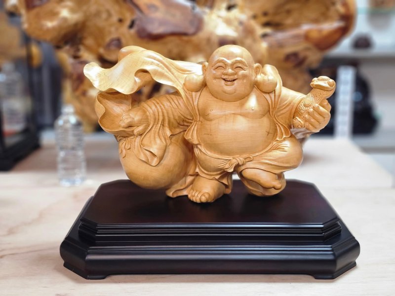 彌勒笑納百財
